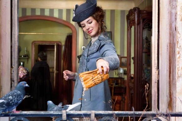 Louise Bourgoin est Adèle Blanc-Sec