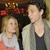 Raphaël et Mélanie Thierry lors de la première du spectacle Comme il vous plaira de Shakespeare mis en scène par Sam Mendes au Théâtre Marigny à Paris le 14 avril 2010