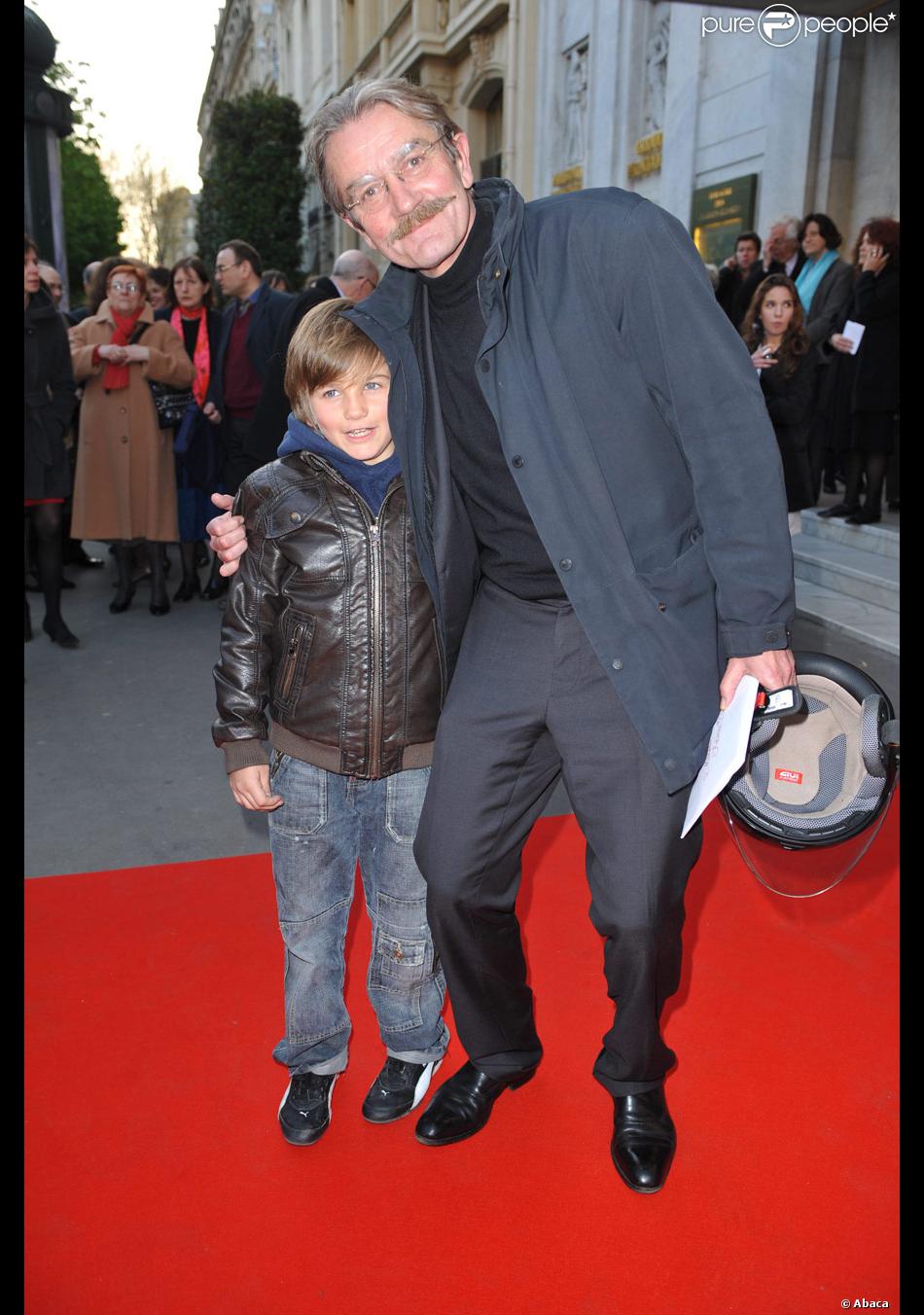 Frédéric Thiriez et son fils lors du gala d'Amnesty ...