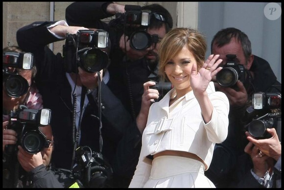 Jennifer Lopez, terrasse du Crillon à Paris, le 26 avril 2010 !