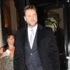 Russell Crowe quitte l'hôtel George V à Paris le 27 avril 2010