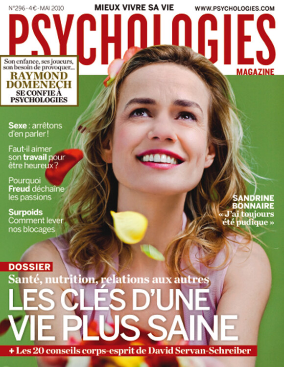 Sandrine Bonnaire, en couverture de Psychologies Magazine du mois de mai 2010