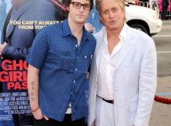 Regardez Michael Douglas réagir à la peine de prison de son fils et faire de son addiction... un mal génétique !