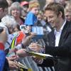 Le champion du monde de Formule 1 Jenson Button, à l'occasion de l'hommage de la ville de Frome, en Angleterre, qui lui a remis les clefs de la ville, en mai 2010.