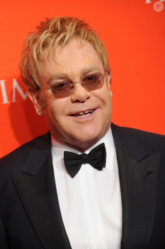 Elton John a trouvé une chambre d'hôtel plutôt sympathique pour ses séjours cannois...