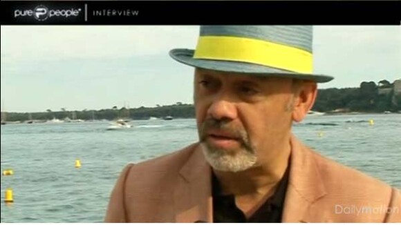 Cannes 2010 - Interview exclu : Christian Louboutin vous emmène au pays du burlesque !