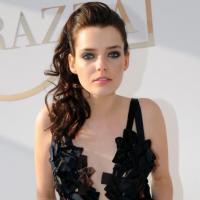Cannes 2010 - La sublime Roxane Mesquida a fait danser Gael Garcia Bernal et Diego Luna !