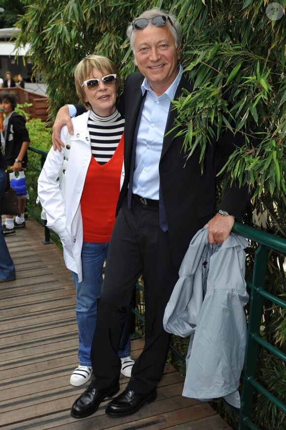 Laurent Boyer et sa compagne Alice Dona au Village Roland-Garros à l'occasion de la septième journée du tournoi des internationaux de tennis le 29 mai 2010