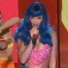 Katy Perry a mis le feu avec Snoop Dogg lors des MTV Movie Awards le 6 juin 2010 avec California Gurls
