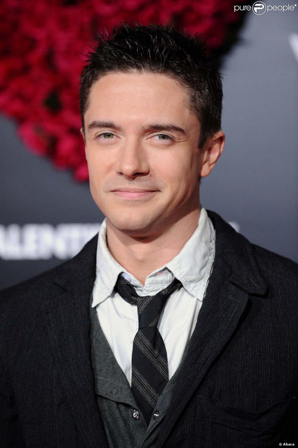 Topher Grace Purepeople