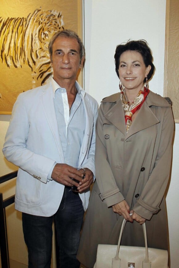 Alberto Bertti et Lio au vernissage de l'exposition d'Alberto Bertti, le 8 juin 2010.