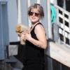 Kelly Osbourne et sa maman Sharon se baladent sur une plage de Malibu. 12 juin 2010
