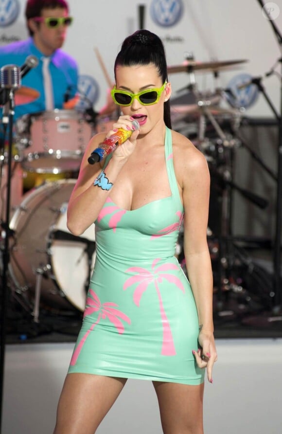 Katy Perry lors du Volkswagen unveiling event à Times Square, à New York le 15 juin 2010