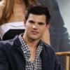 Le casting de Twilight sur le plateau du Jimmy Kimmel Live le 15 juin 2010 : Taylor Lautner et Kristen Stewart