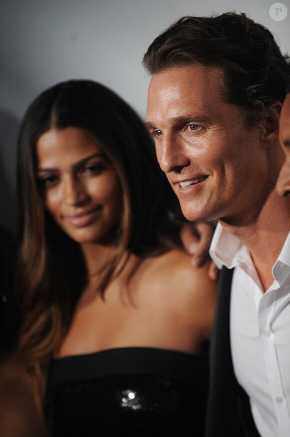 Matthew McConaughey et Camila Alves  lors du 9e Gala Samsung Hope for Children au Cipriani Wall Street à New York, le 15 juin 2010