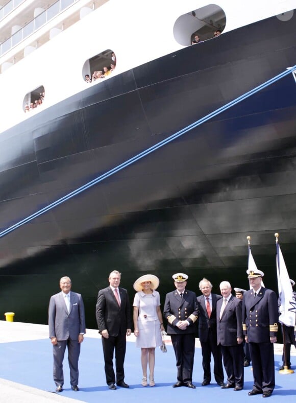 Maxima des Pays-Bas inaugurait, le 4 juillet 2010 à Venise, le MS Nieuw Amsterdam.
