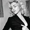 Madonna dans la nouvelle campagne de pub Automne-Hiver 2010/2011 de la marque italienne Dolce & Gabbana