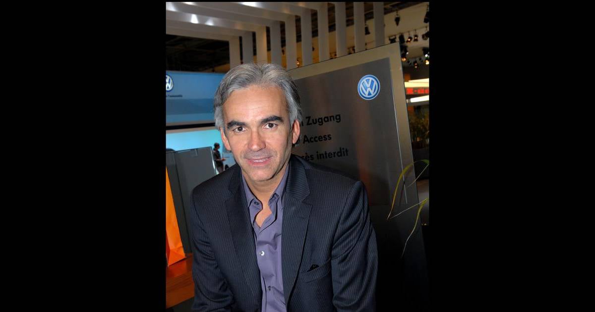 Pascal Praud : Monsieur foot change de terrain pour ...