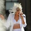 Tout de blanc vêtue, Lady Gaga se produisait sur la scène du Rockfeller Center dans le cadre du Today Show Summer Concert, vendredi 9 juillet.