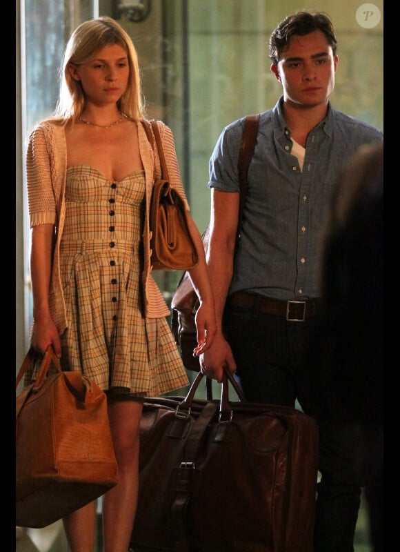 Ed Westick et Clémence Poésy sur le tournage de Gossip Girl à la Gare du Nord le 9/07/10