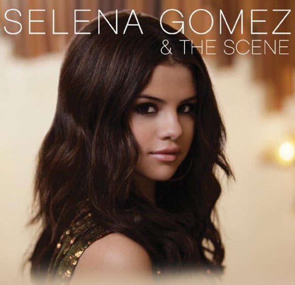 Selena Gomez sortira A Year without Rain, son nouvel album, le 27 septembre prochain.