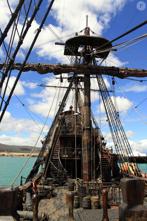 Des photos du fameux Black Pearl, sur le tournage de Pirates des Caraïbes : La Fontaine de Jouvence, en juillet 2010.