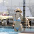 Amanda Lear et son nouvel amour, Nicolo, partagent un déjeuner en tête à tête, à Nice, il y a quelques semaines.