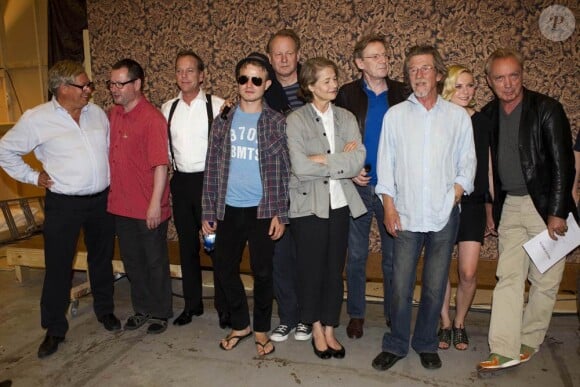 Toute l'équipe du film à l'occasion de la conférence de presse de pré-tournage de Melancholia, au Trollhattan de Stockholm, en Suède, le 26 juillet 2010.