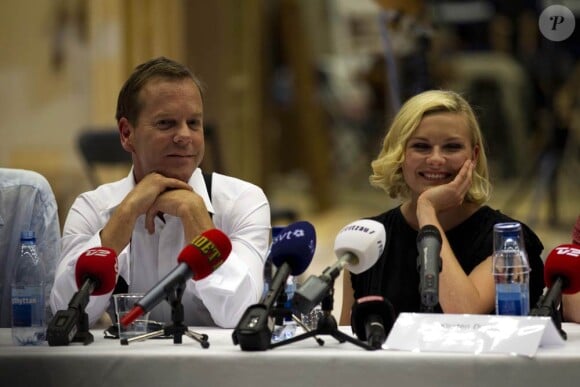 Kiefer Sutherland et Kirsten Dunst à l'occasion de la conférence de presse de pré-tournage de Melancholia, au Trollhattan de Stockholm, en Suède, le 26 juillet 2010.