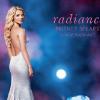 Britney Spears pour la publicité de son parfum Radiance, à paraître en septembre.