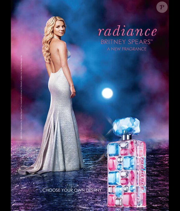 Britney Spears pour la publicité de son parfum Radiance, à paraître en septembre.