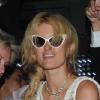 Jusqu'à 5h30 du matin, Paris Hilton n'a pas quitté le VIP Room et a enflammé les nuits tropéziennes, samedi 24 juillet. 