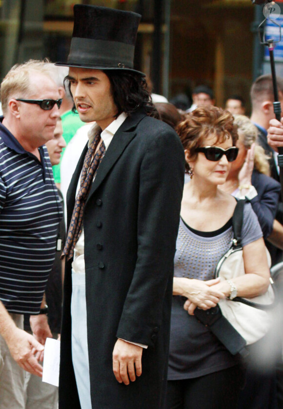 Les parents de Katy Perry sont venus voir leur futur gendre, Russell Brand, sur le tournage du film Arthur à New York le 3 août 2010