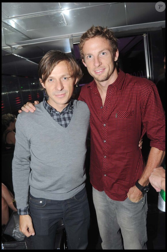 Martin Solveig et Jenson Button au VIP Room, à Saint-Tropez, le 9 août 2010