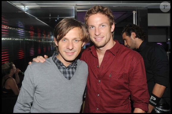 Martin Solveig et Jenson Button au VIP Room, à Saint-Tropez, le 9 août 2010