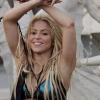 La chanteuse Shakira sur le tournage de sa nouvelle vidéo à Barcelone le 18 août 2010