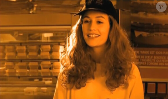 Cécile de France dans le clip de Disiz La Peste - Je pète les plombs