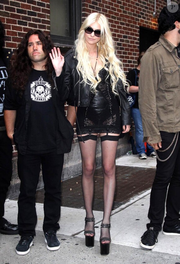Taylor Momsen et son groupe The Pretty Reckless à New York, le 25 août 2010