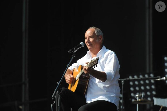 Maxime Le Forestier en concert à la fête de l'Huma en septembre 2009
