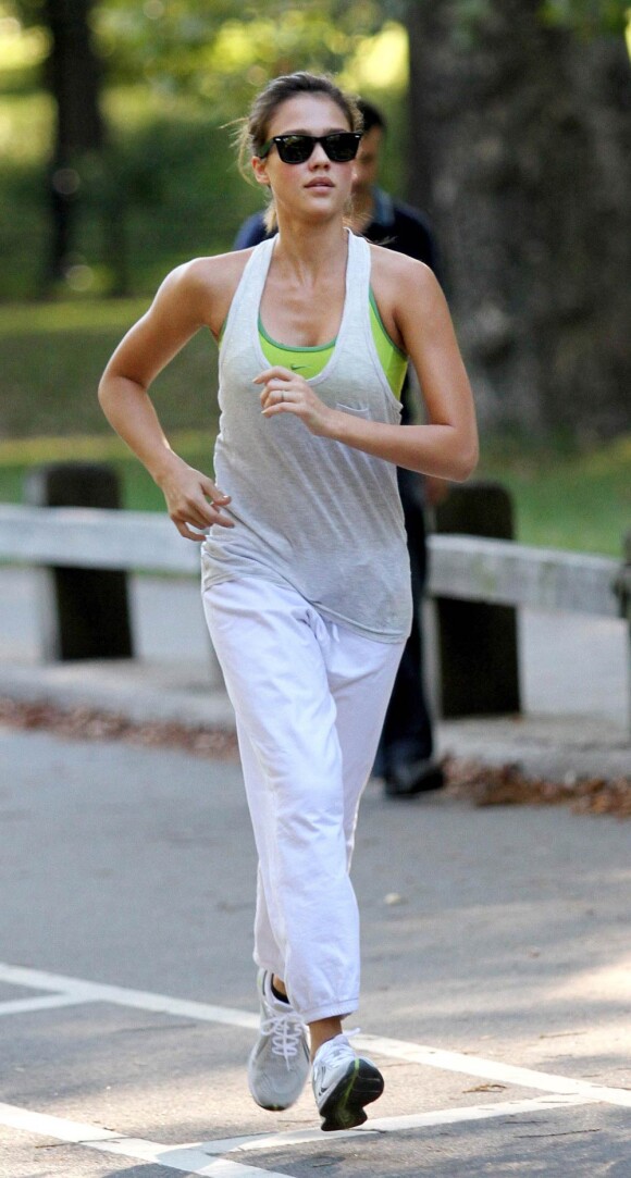Jessica Alba faisant son jogging à Central Park, le 29 août 2010