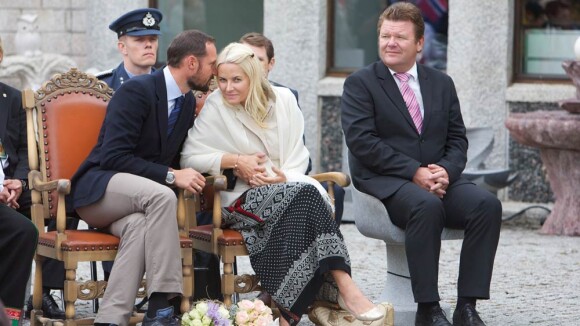 Mette-Marit et Haakon de Norvège : Réuni et très complice, le couple héritier fait sa rentrée !