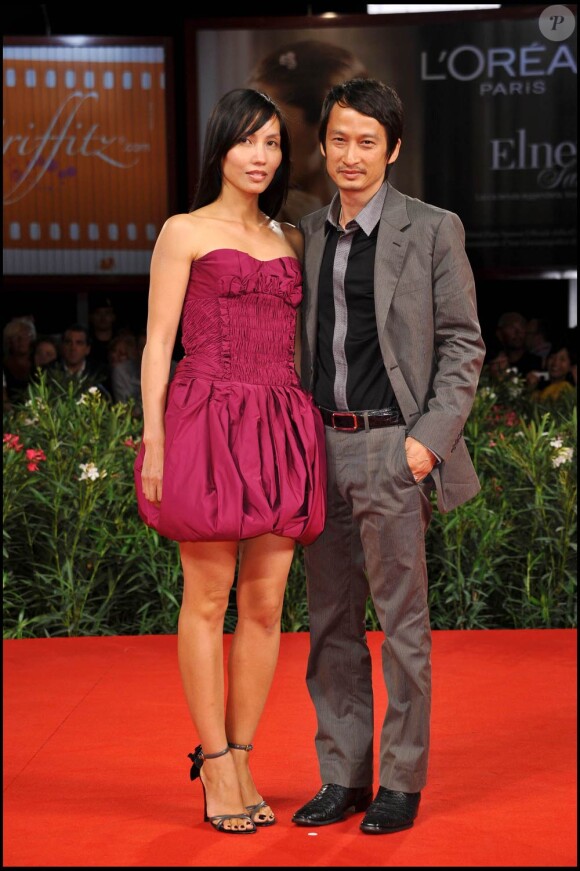 Tran Anh Hung et sa femme Khe Tran Nu Yen, à l'occasion de la présentation de Norwegian Wood, dans le cadre de la 67e Mostra de Venise, le 2 septembre 2010.