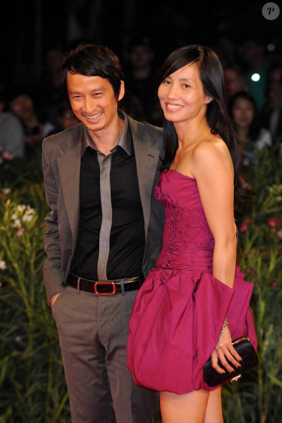 Tran Anh Hung et sa femme Khe Tran Nu Yen, à l'occasion de la présentation de Norwegian Wood, dans le cadre de la 67e Mostra de Venise, le 2 septembre 2010.