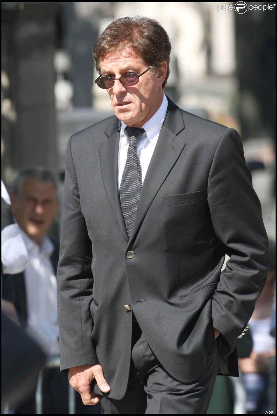 Les Obseques De Laurent Fignon Ont Eu Lieu Au Crematorium Du Pere Lachaise Le 3 Septembre 2010 Dans Une Atmosphere De Recueillement Profond Henri Sannier Y As Purepeople