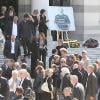 Les obsèques de Laurent Fignon ont eu lieu au crématorium du Père-Lachaise le 3 septembre 2010, dans une atmosphère de recueillement profond.