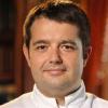 Le chef étoilé Jean-François Piège, connu du grand public pour son rôle de juré dans Un dîner presque parfait et Top Chef, a été marié à Elodie par Rachida Dati, puis par... Valérie Expert.