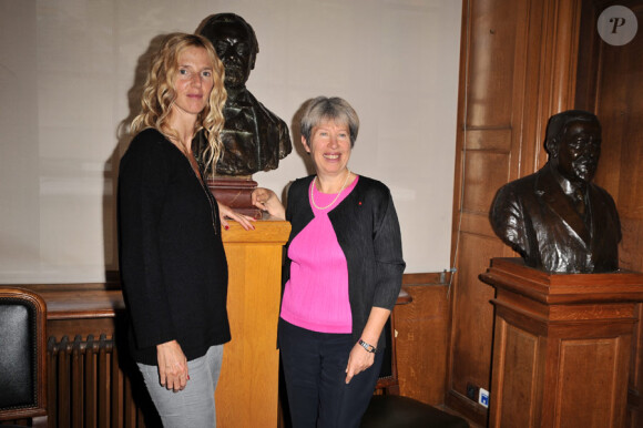 Sandrine Kiberlain et Alice Dautry lors du lancement de l'opération Pasteurdon le 16 septembre 2010
