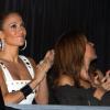 Jennifer Lopez, conquise par la voix exceptionnelle de son mari Marc Anthony. Miami, le 17/09/2010