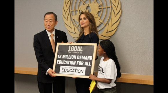 Ban Ki-Moon et Rania de Jordanie pour l'association 1Goal le 22/09/10 à New York 