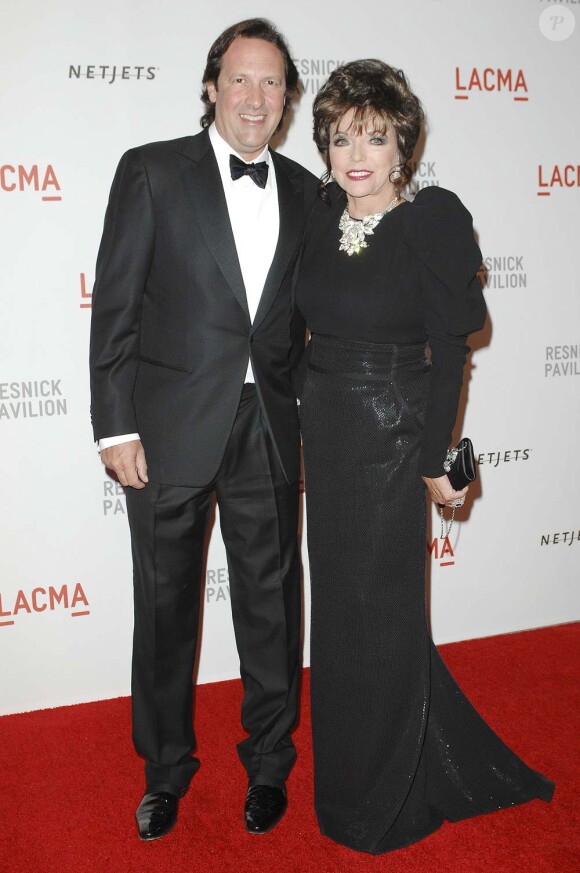Soirée LACMA à Los Angeles, le 25 septembre 2010 : Joan Collins et son époux Percy Gibson